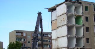 Демонтаж 5 этажного дома Отрадный, цена от 3621 руб.